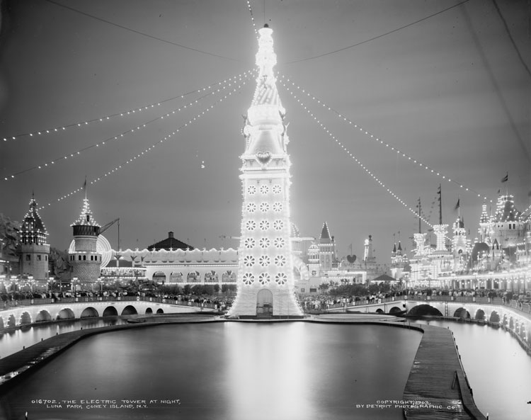 Luna Park, Coney Island at night 