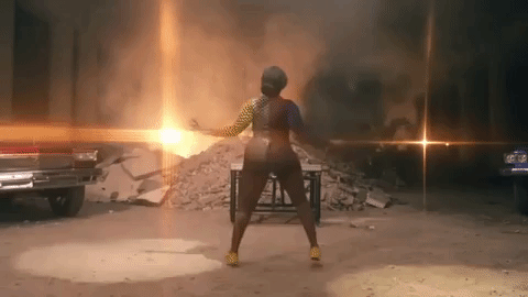 Black woman twerking in BLM riots  