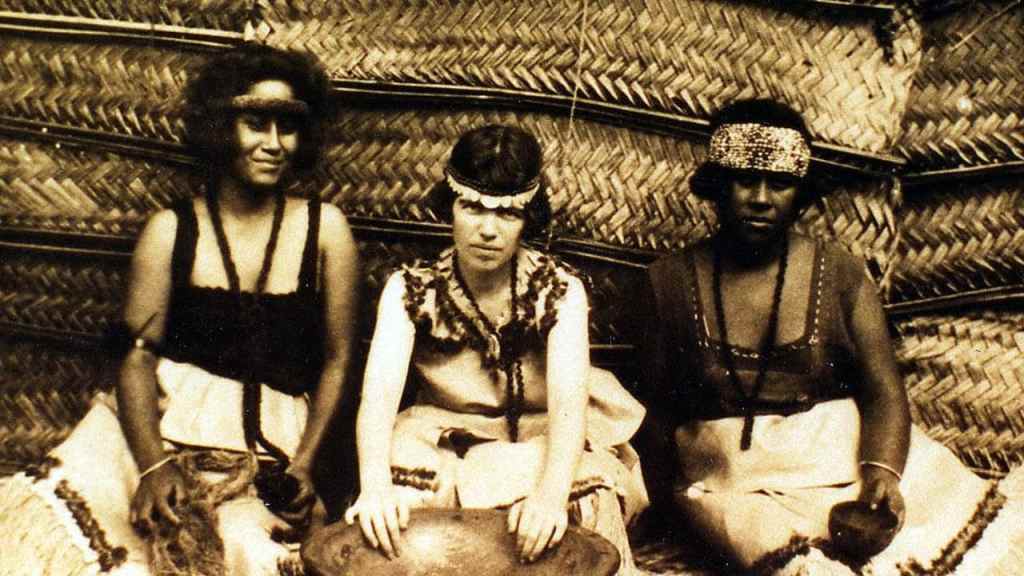 Margaret Mead with Samoan girls. 
